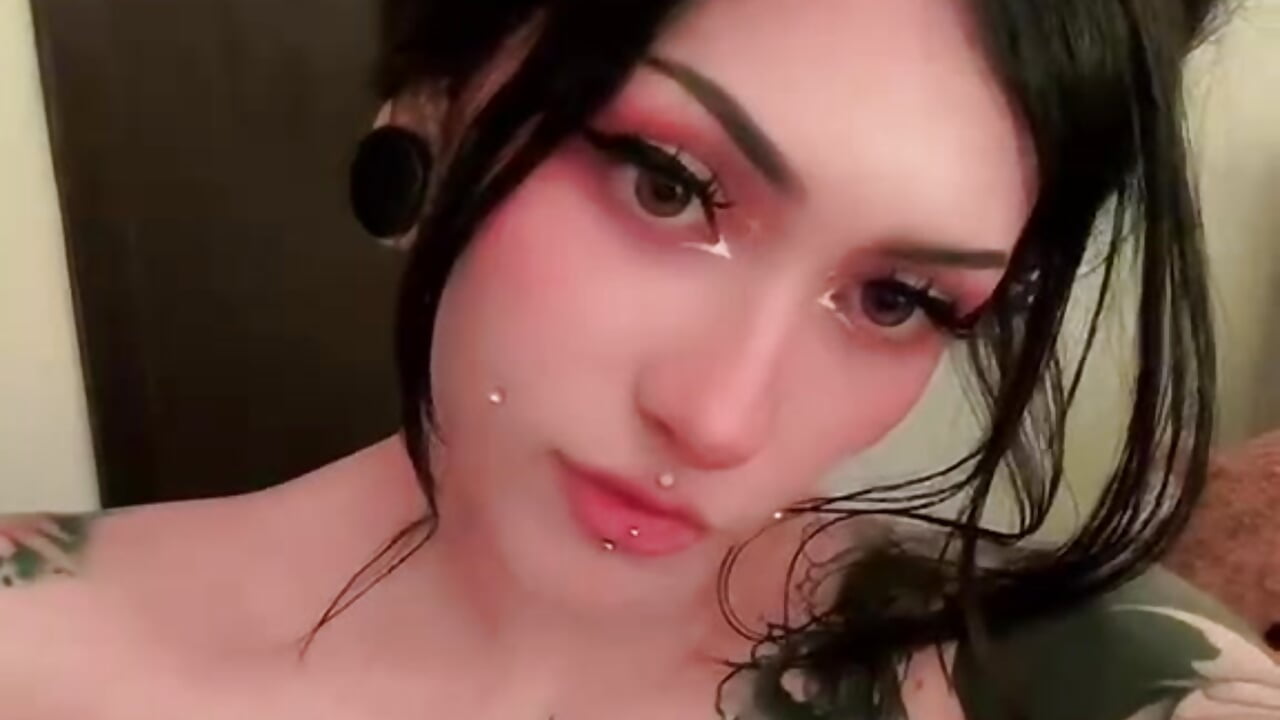 🖤✨ - video by Miaa_hunttt cam model