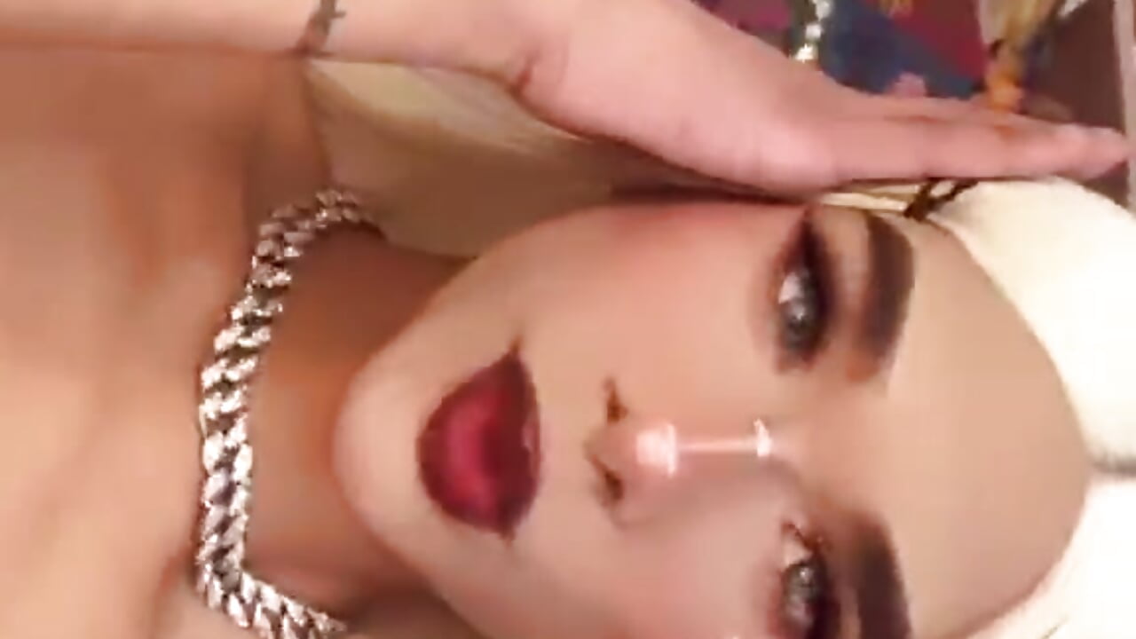 different style🖤 - video by Sarahis_Valentina cam model