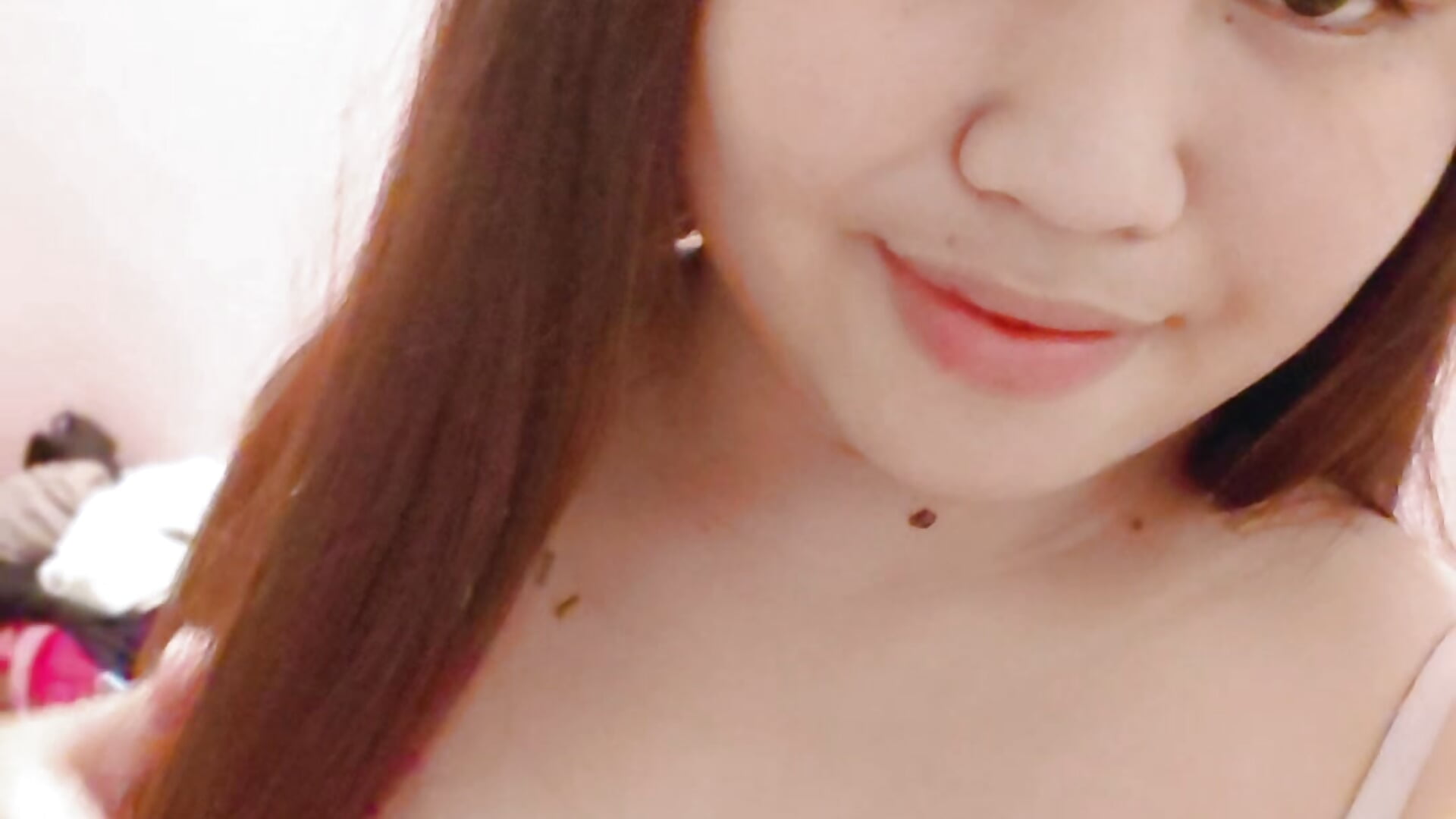 Teaser Video – video modela na kameri ThePrettySecret