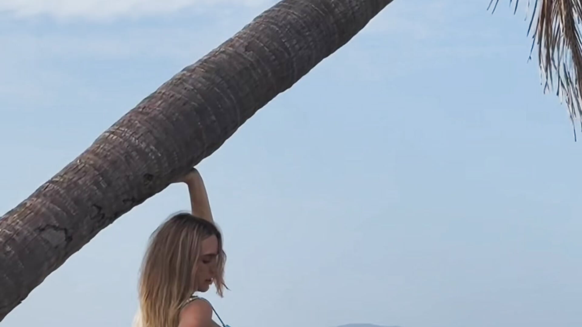 beach - video của người mẫu cam mellissa_xo