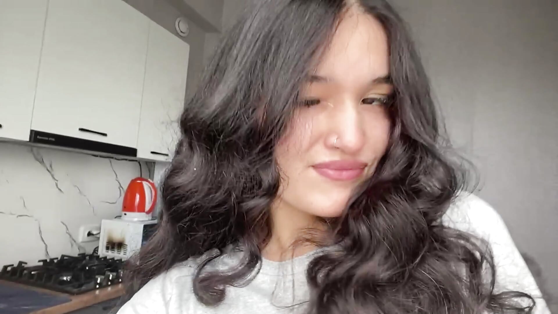 Just dance and wink😉 - vídeo de la modelo de cam LisetteParajon