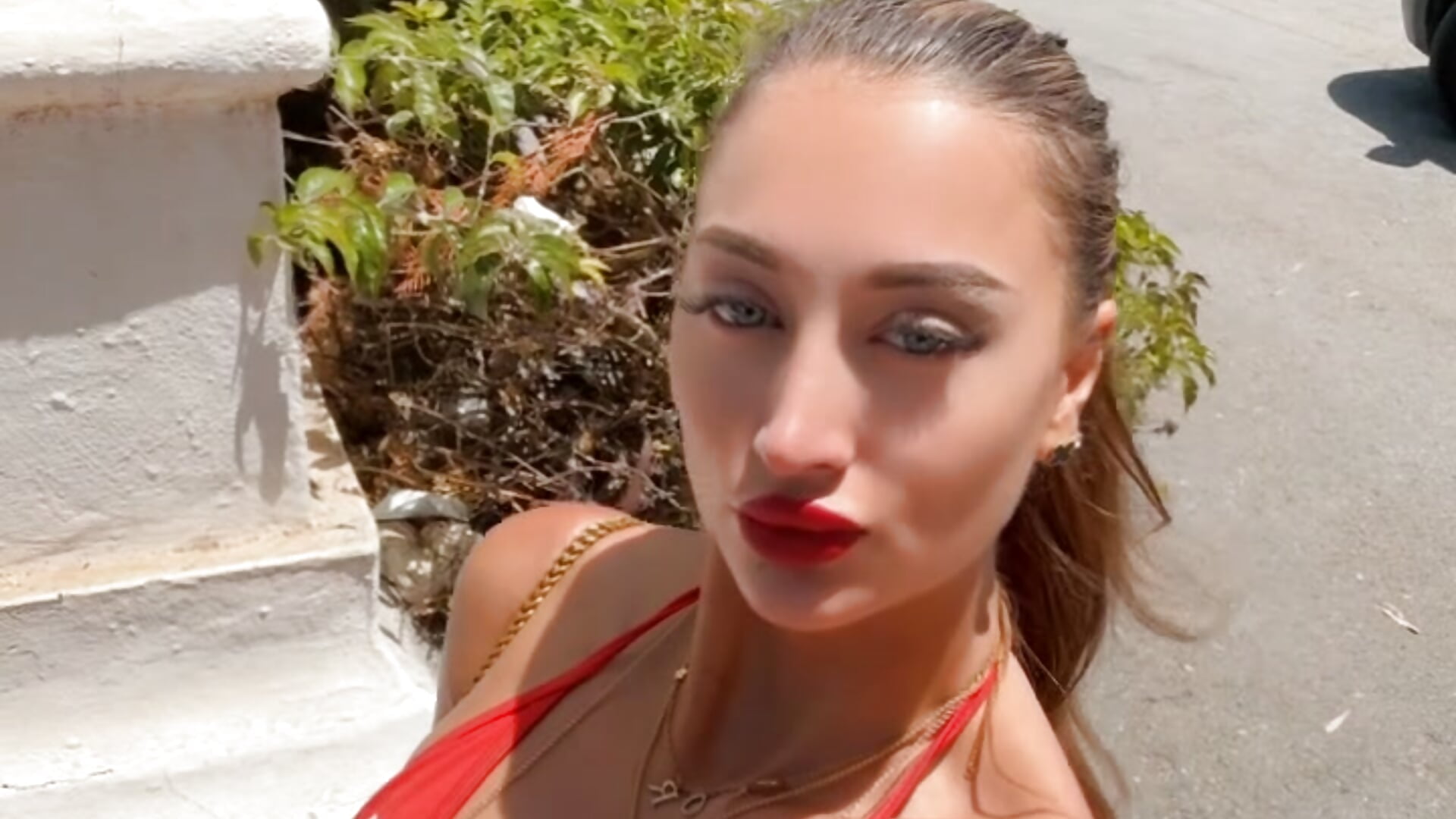 1237A9B2-F74E-4641-B113-12A444D5E2AF