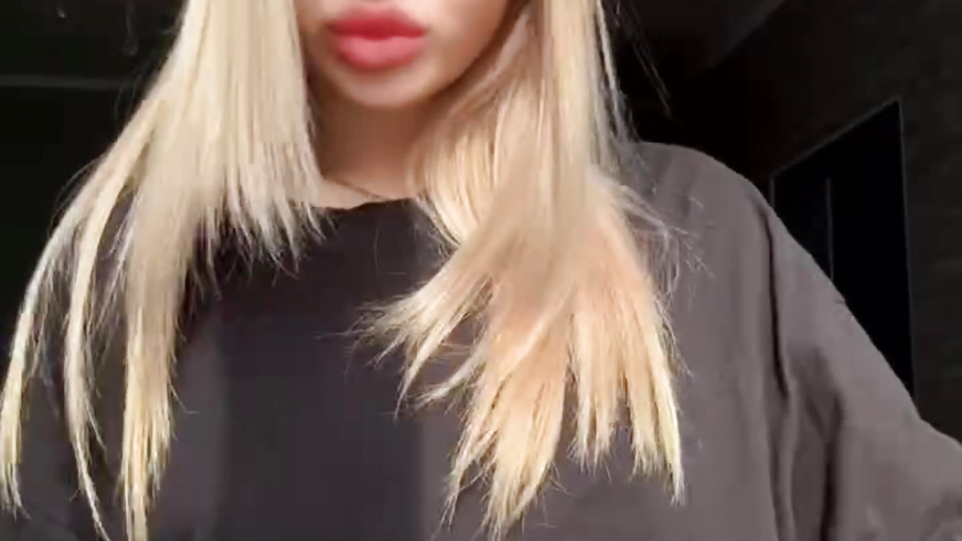 Hi, im Chloe - video by Khloy_white cam model
