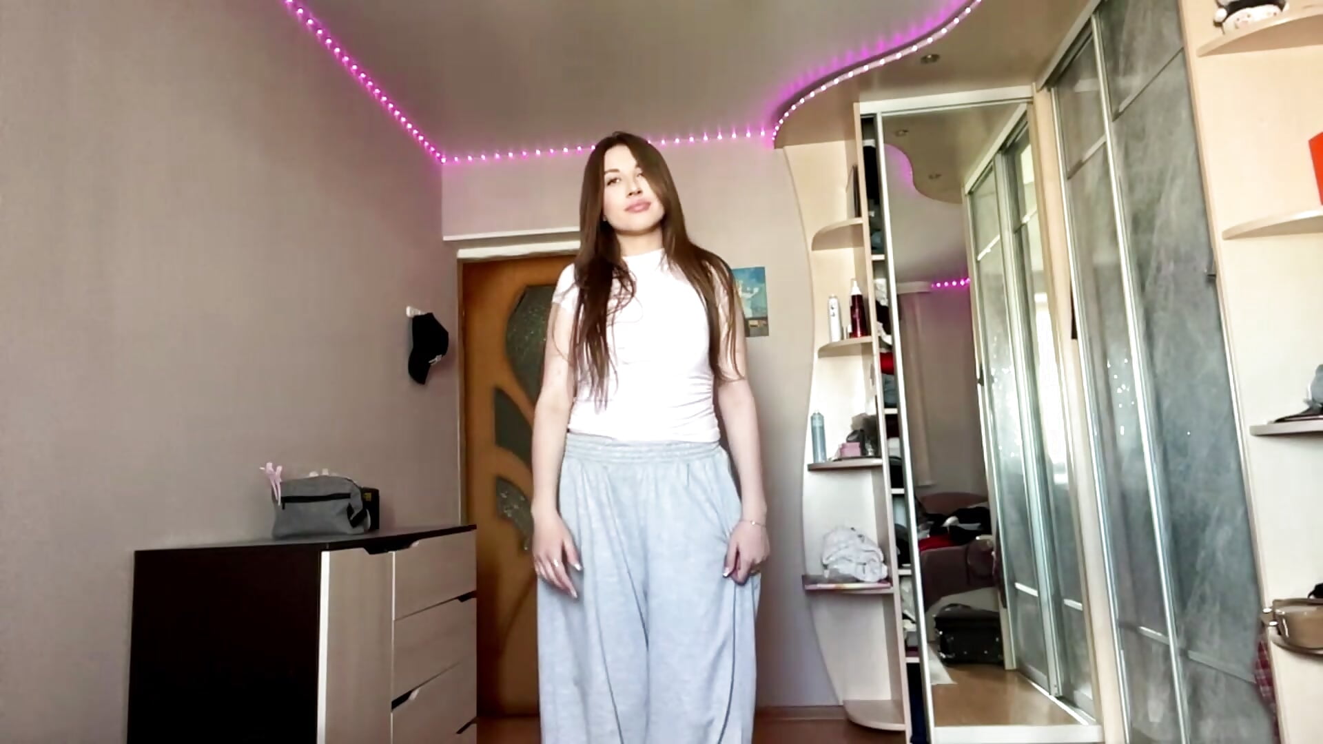 I love to dance - video by LorenaPosto cam model
