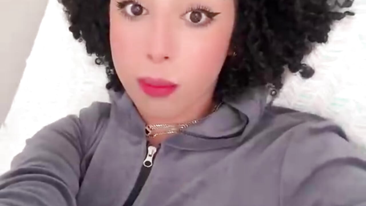 Hello, nice to meet you 🍯 - video oleh model kamera darly_ross
