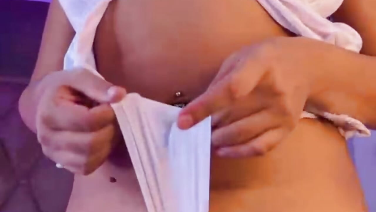 Pussy lips perfect for lick 💦