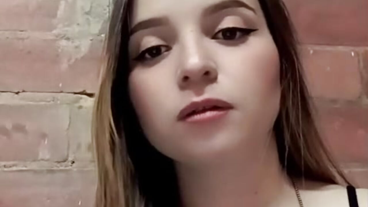 WhatsApp Video 2026-05-28 at 2,35,21 PM - video by cloedesantis03 cam model