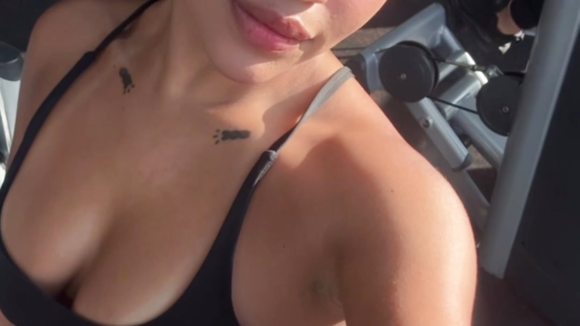 Gym princess - vídeo de la modelo de cam maddiebratt