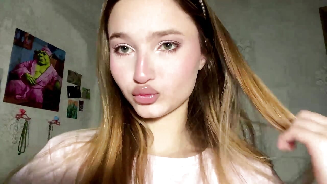 do u like my makeup? - video by HeIen_cute cam model