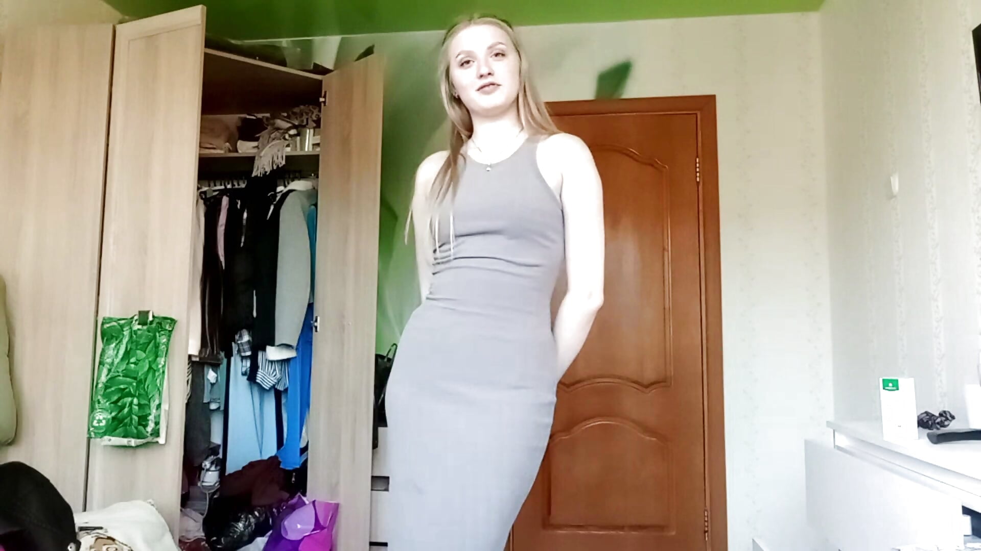 Time to check my sexy dress - video by NorineGressett cam model
