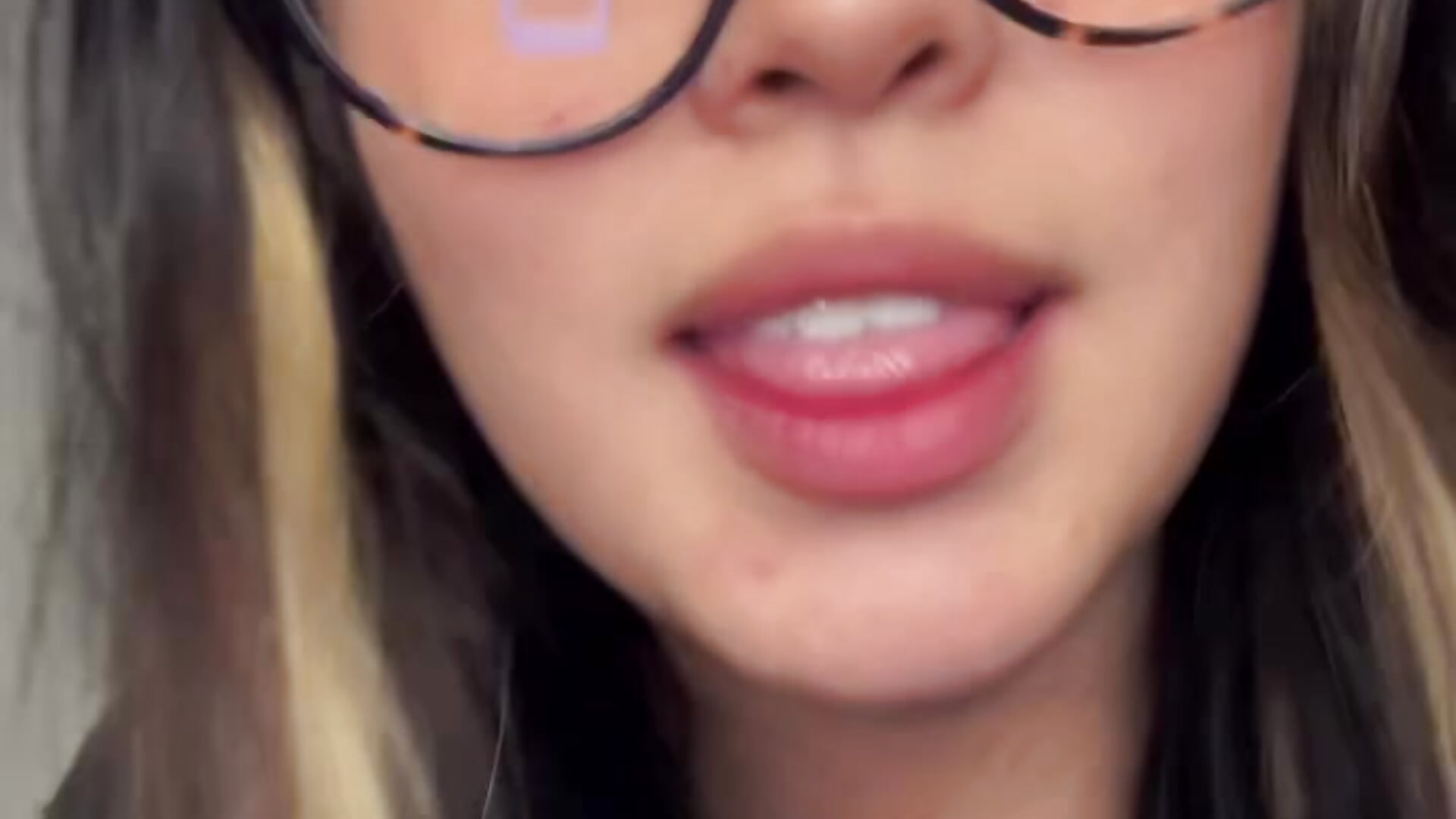 Songs 💋 – video af Marieclever cam-model