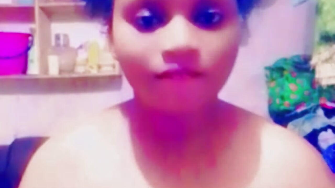 1000468284 - video od modelky/modela Queen_J_Royale