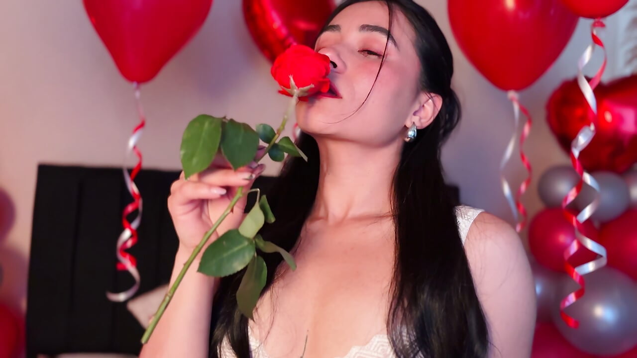 🌷💖 A Little Love Just for You 💖🌷 - video by jackiie_ cam model