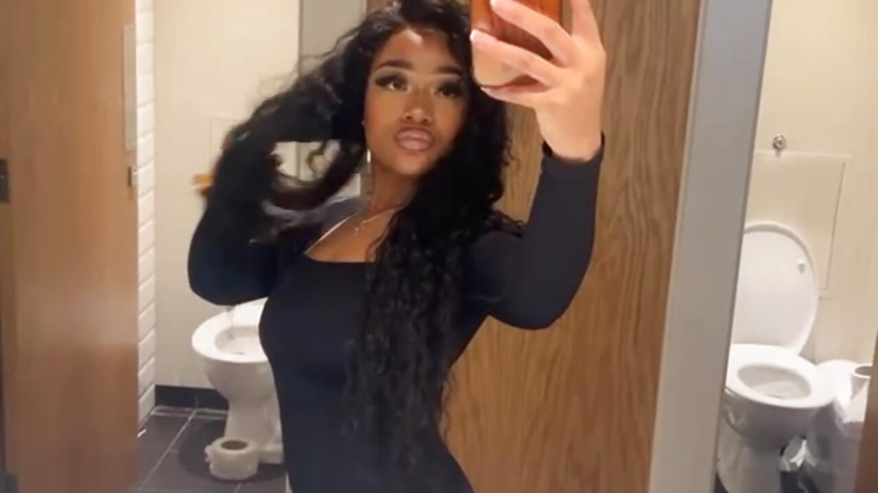 😝 - video by Krystallx cam model