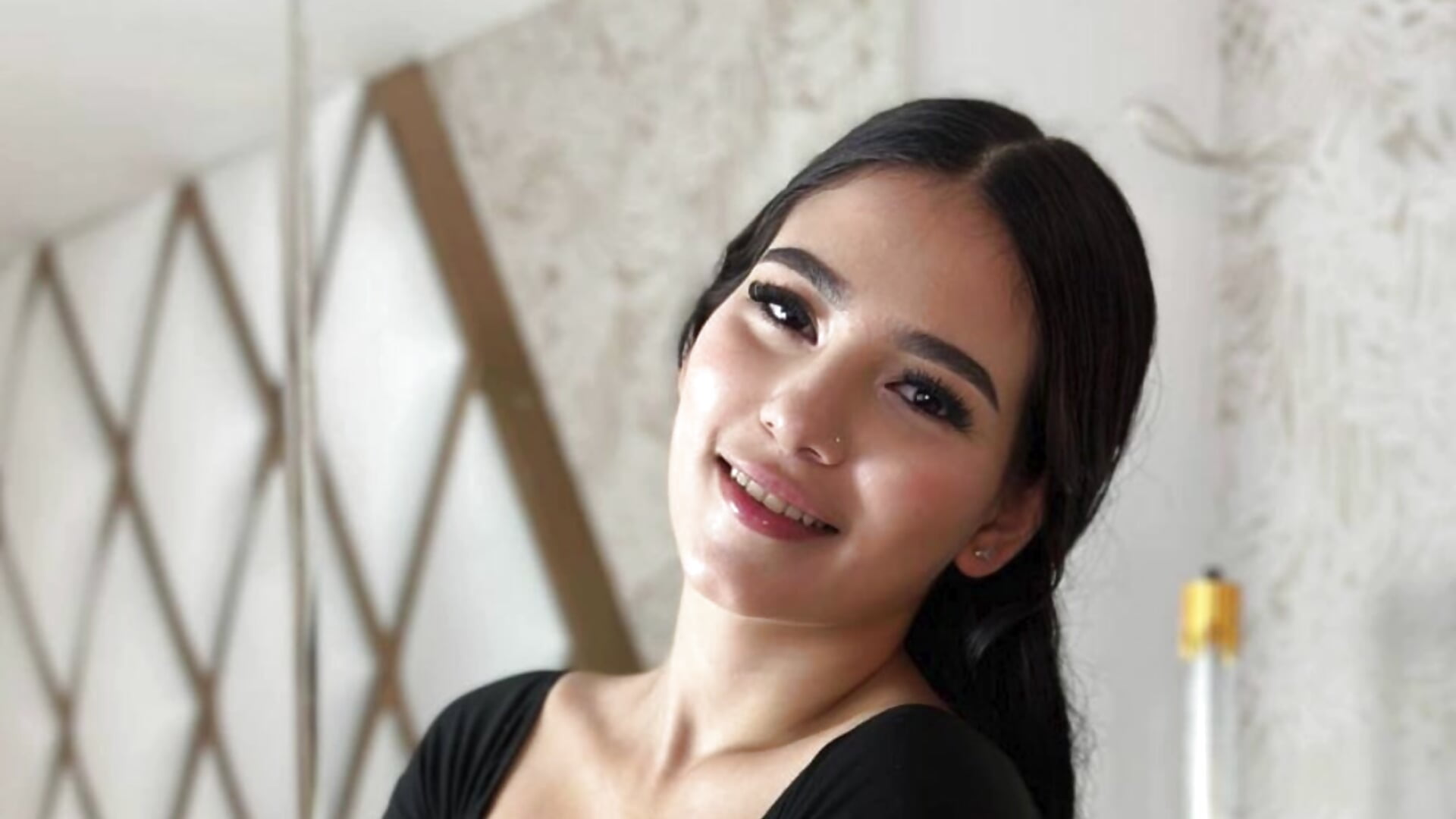 se - video by AngelaCruzz cam model