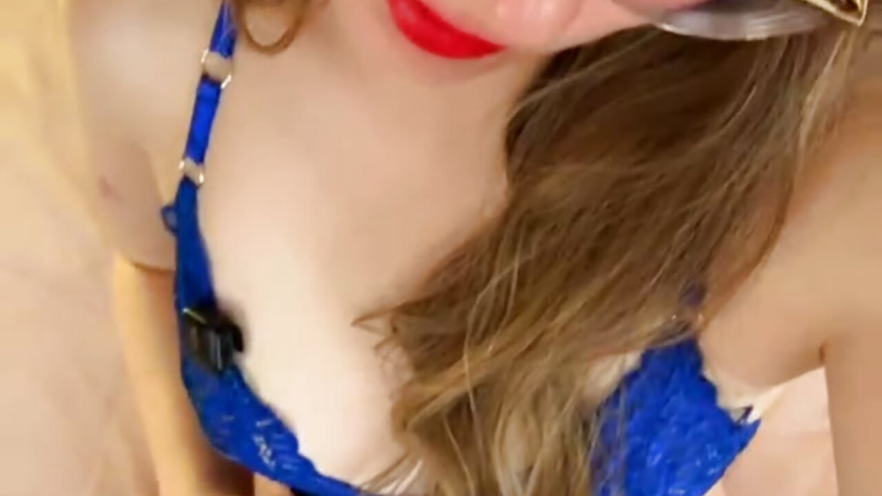see my lingerie daddy — filmik ambeerwood1, modela(-lki) na kamerkach