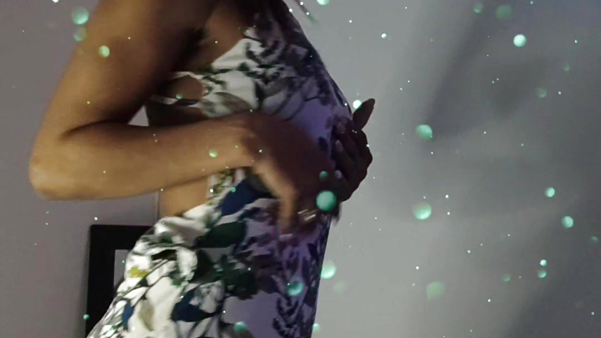 I can dance for you - video by hannapettit cam model