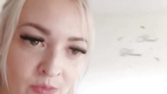 Fingering my pussy💋