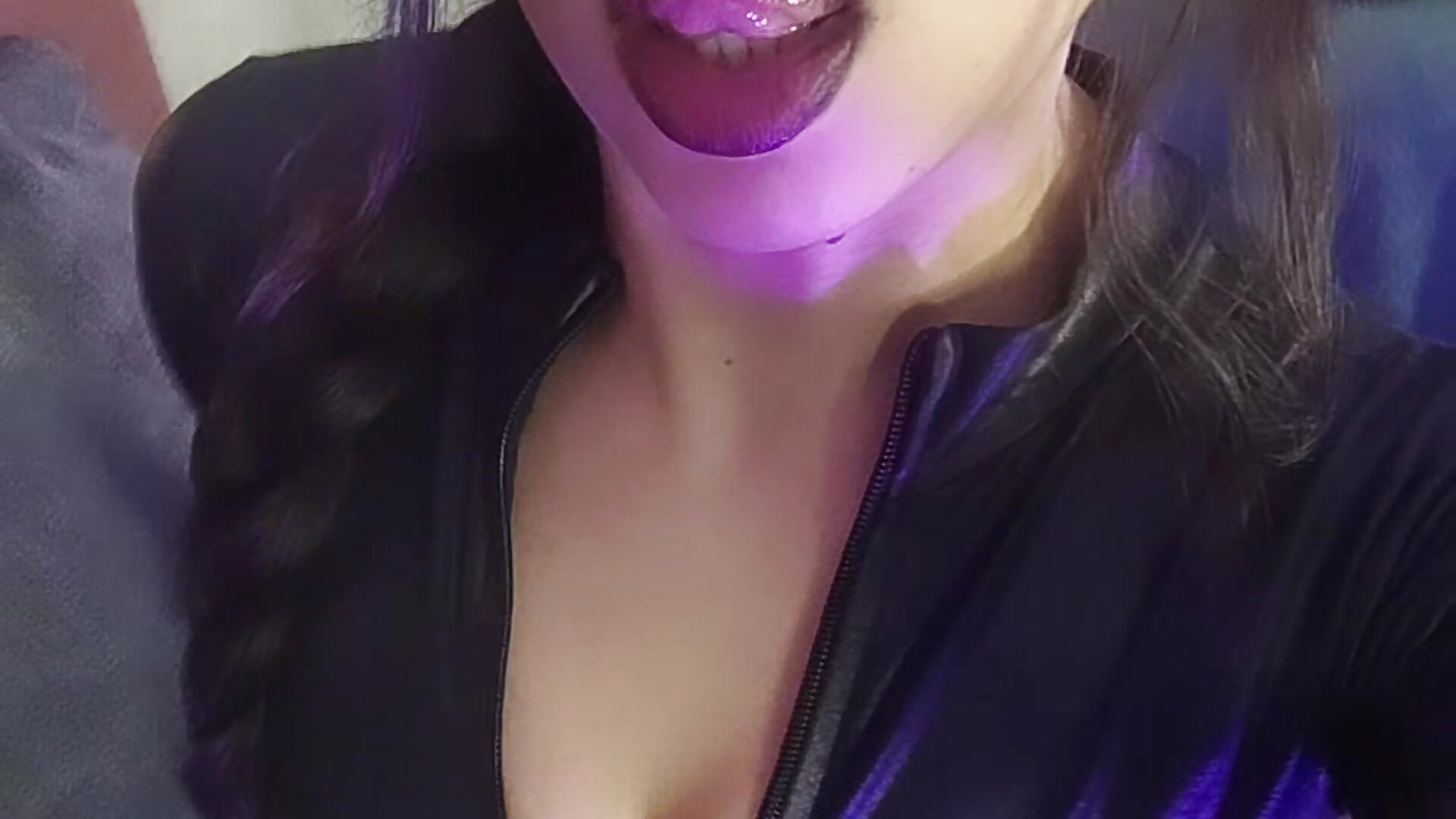 Catsuit 🖤🐈‍⬛ – video modela na kameri Violeta_muns