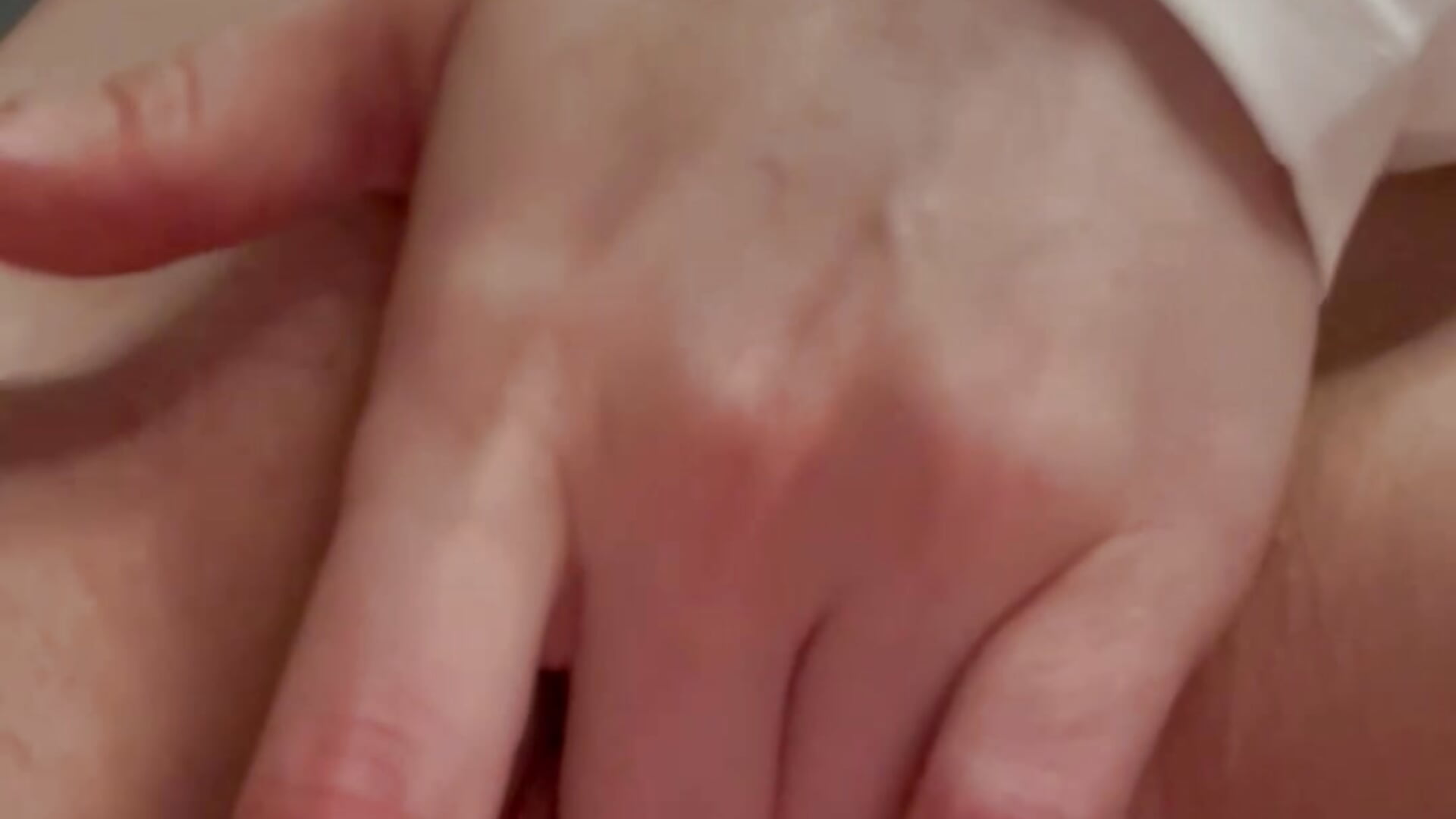 Wet pussy fingering 💦💦💦