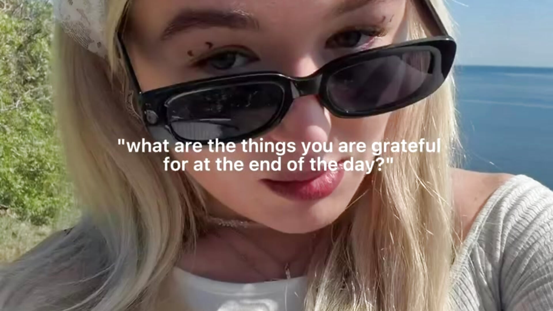 Nice to meet you! – video od webkamerové modelky gentlesense