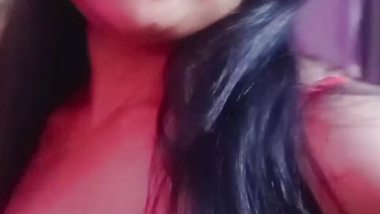 28011 - video ThreeSomeBhabi kameramallilta