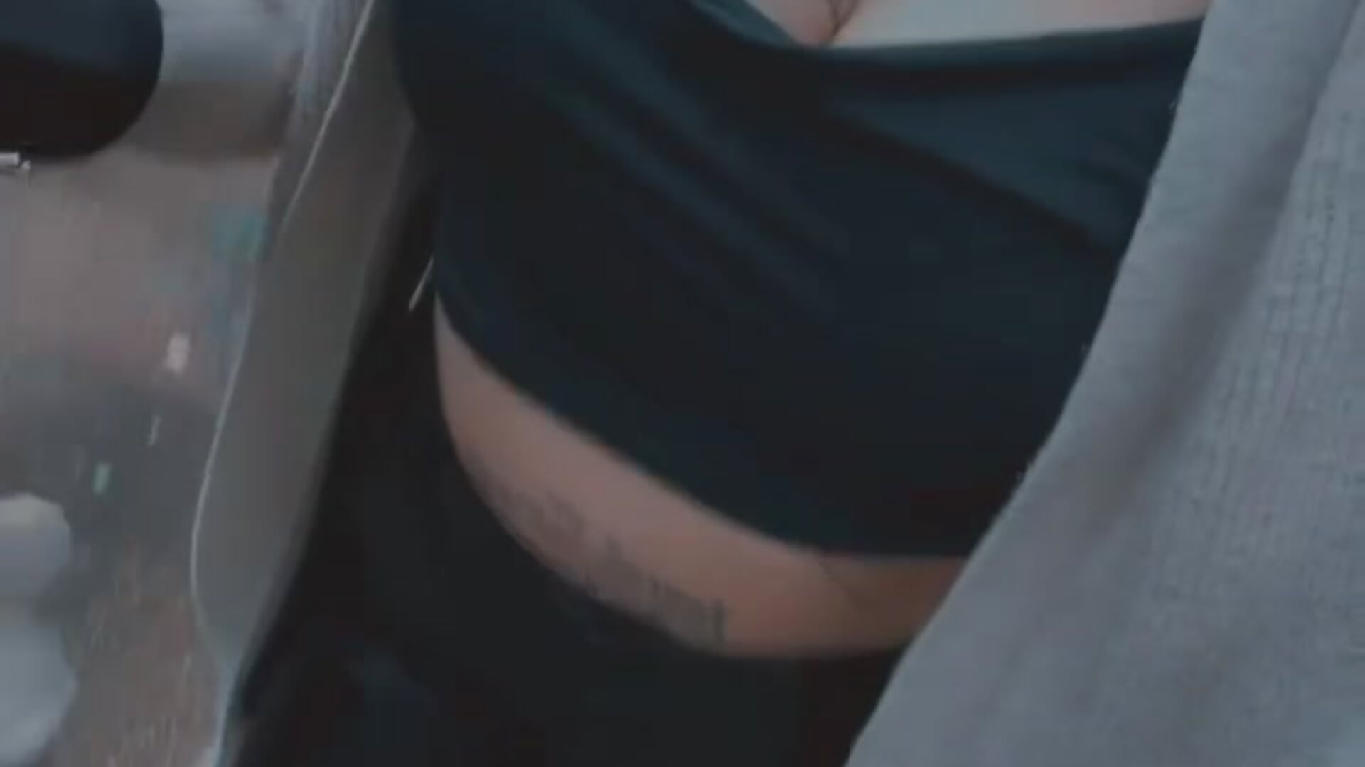 😈💦 – OnlyTattooDevil videója