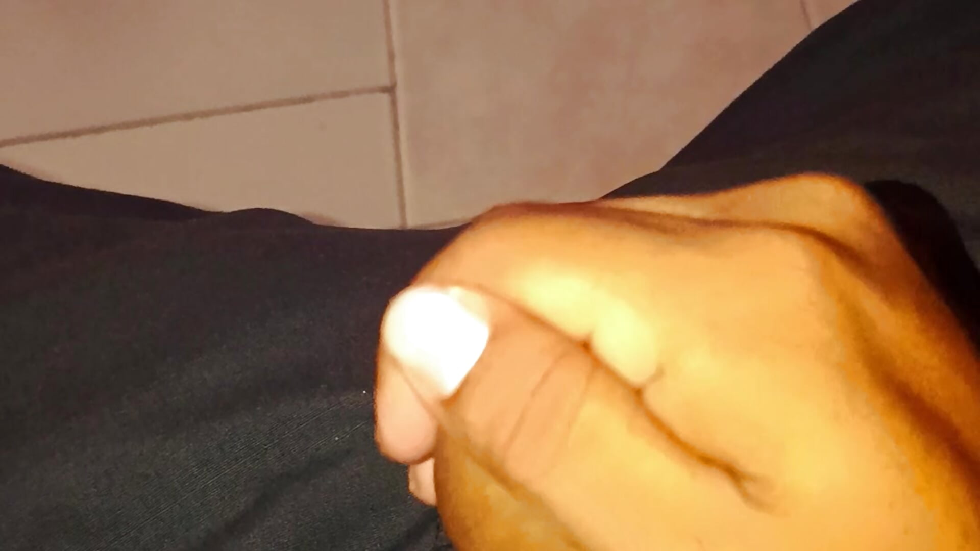 Una gran polla – video af Yujupomps