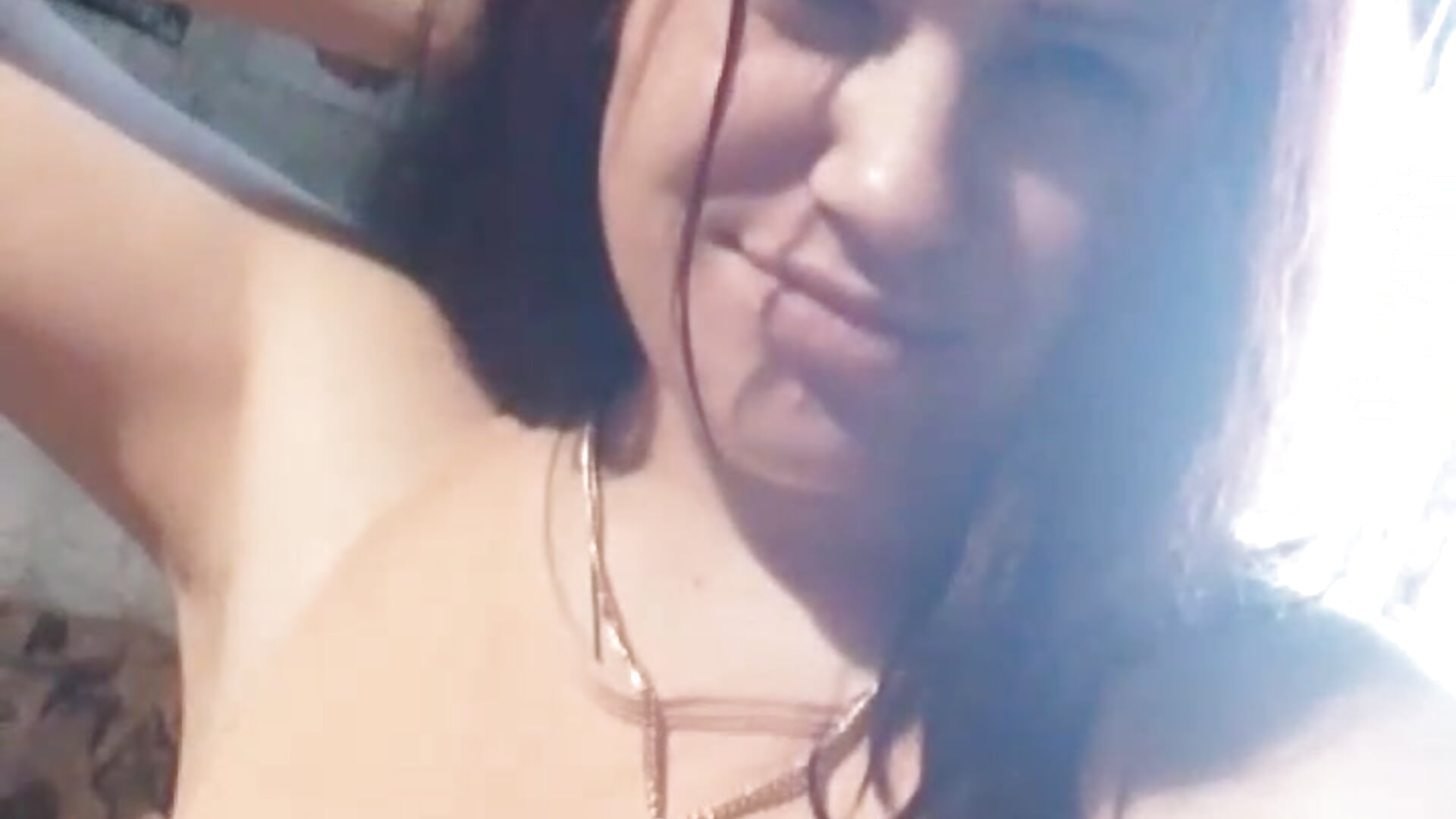 Tight Top - vídeo de la modelo de cam MartaKendall
