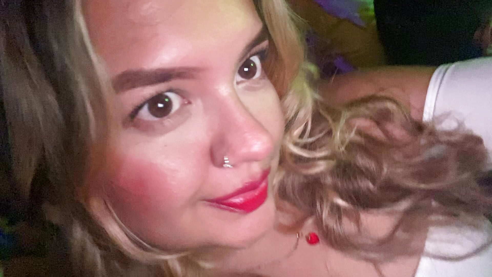 deli red lips 💋 - video av azulskyer cam-modell