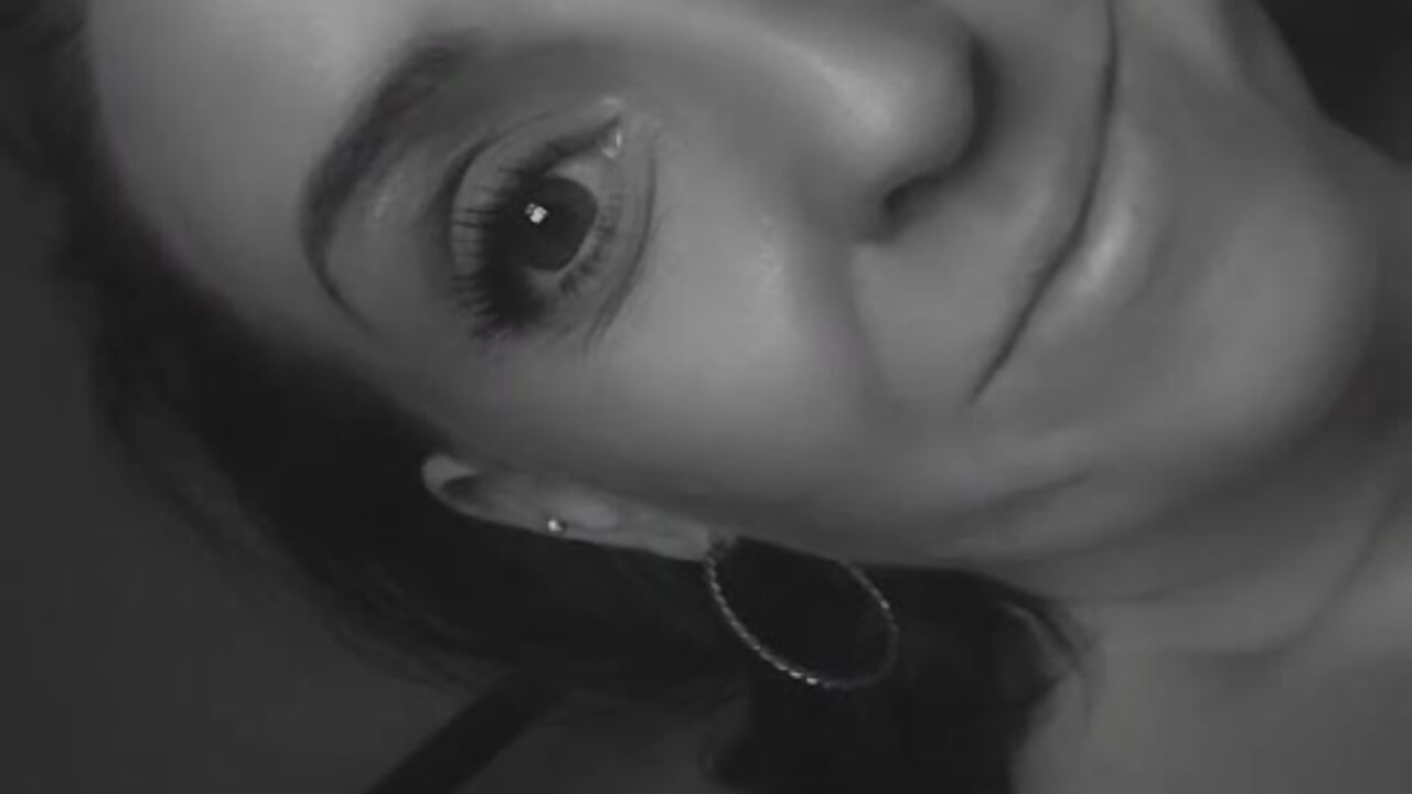 hey x - video by Emiliexx_x cam model