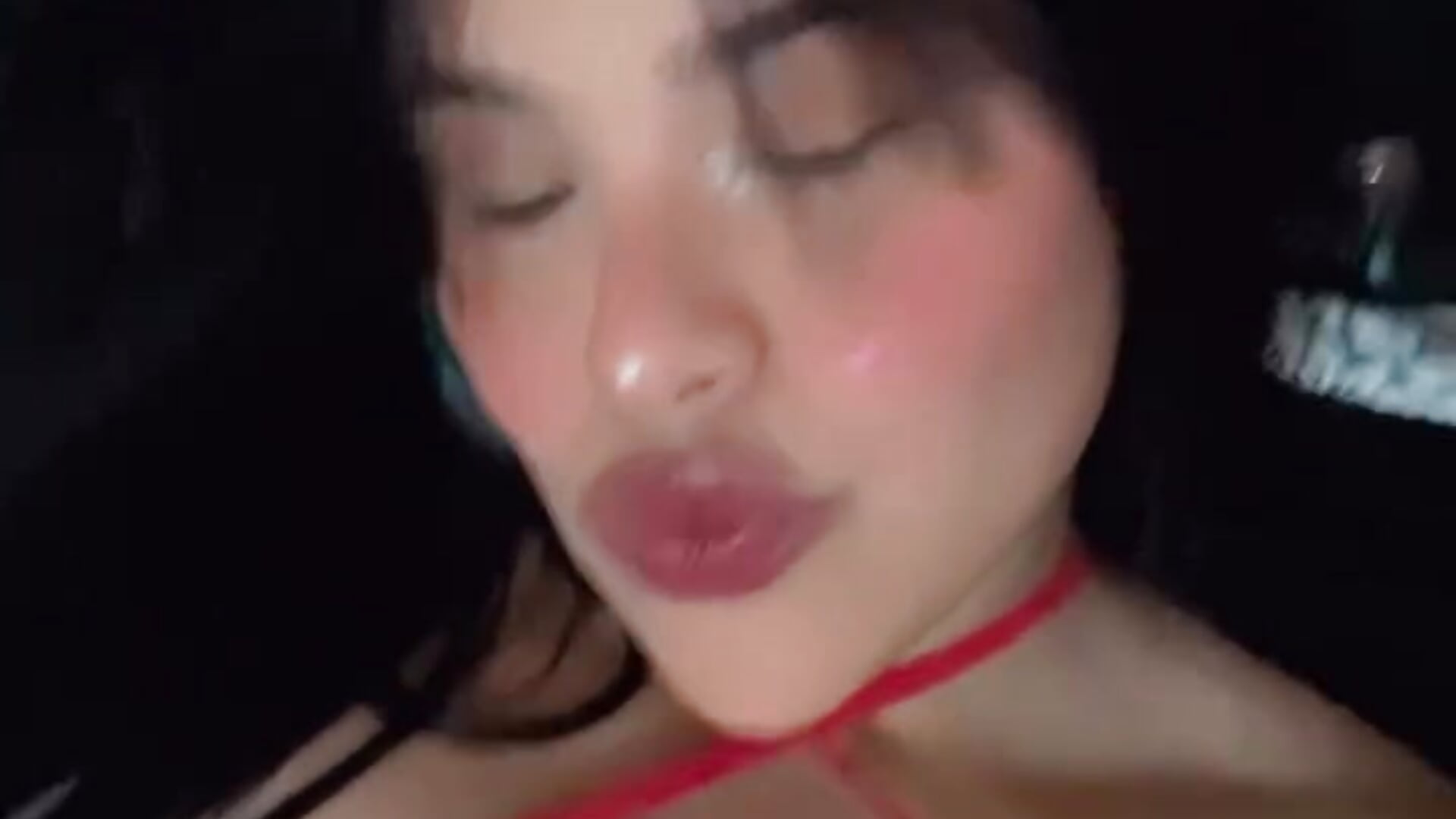 💫 – video od webkamerové modelky its_aisha1