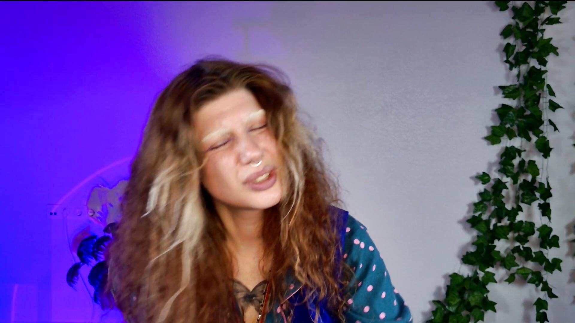 Rock N Rave-Extended - video by VivienDarkbloom cam model