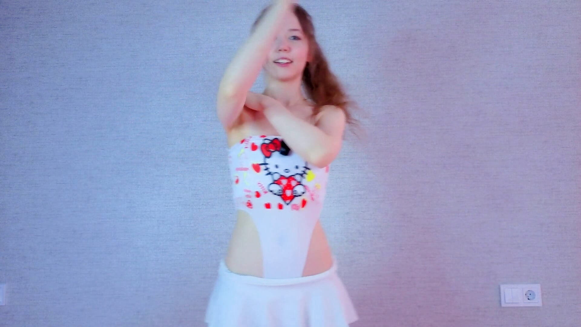 🩷 little twirl – video af SugarTouch cam-model