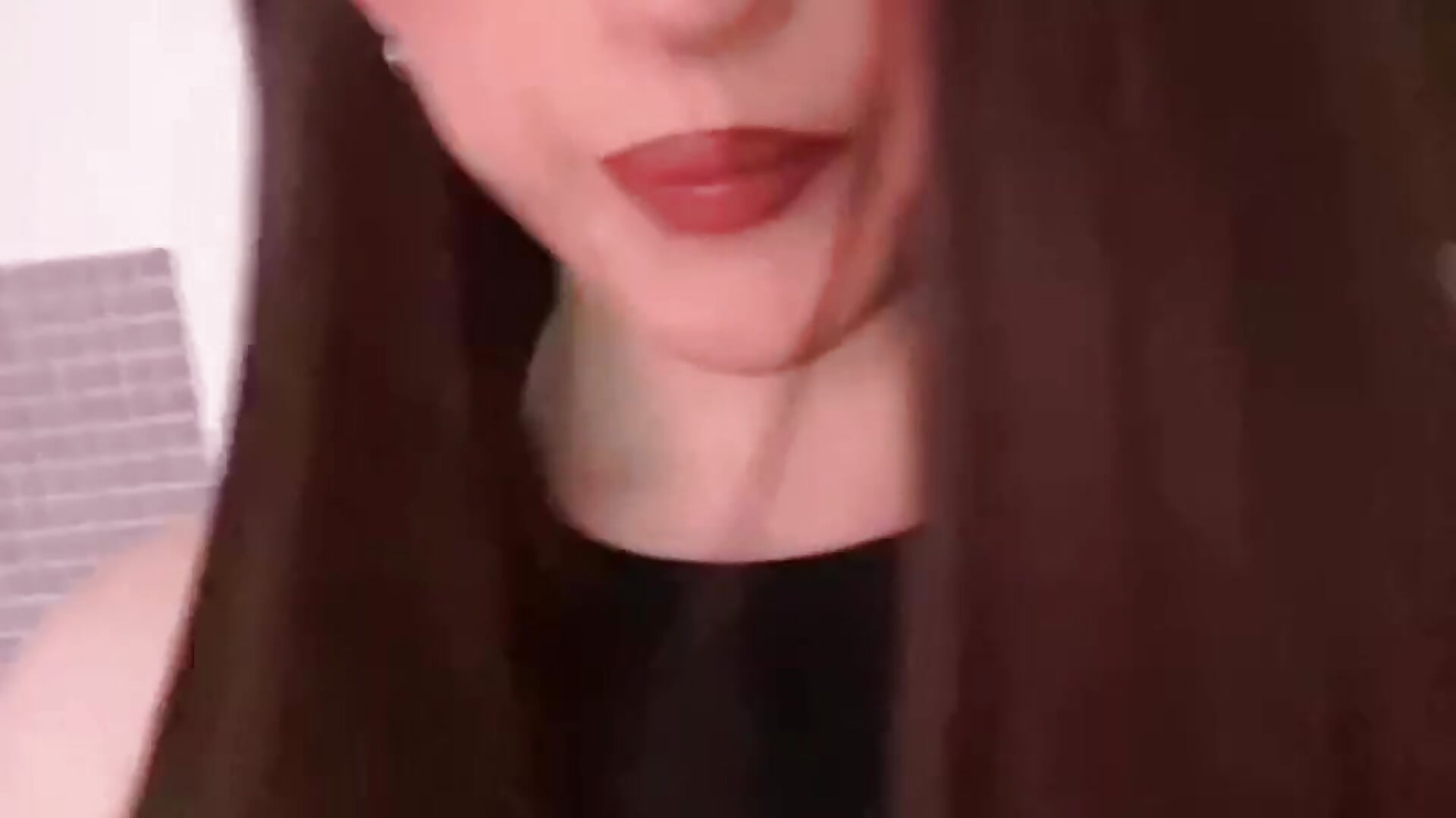𝑦𝑜𝑢𝑟 𝑝𝑟𝑒𝑡𝑡𝑦 𝑔𝑖𝑟𝑙