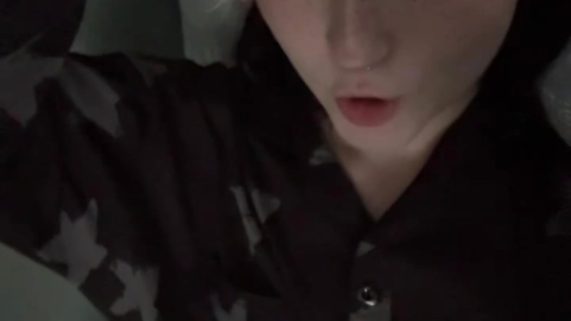 IMG_5516 – video od webkamerové modelky Cute_Goth