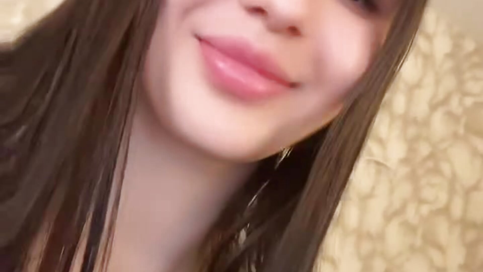 Kitty 🐱 – video modela na kameri AlesiaDessmond