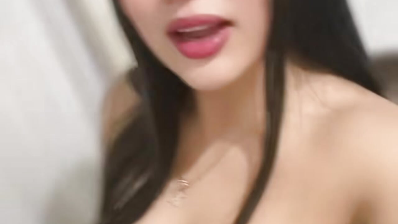 😚 - video by Khris_sub cam model