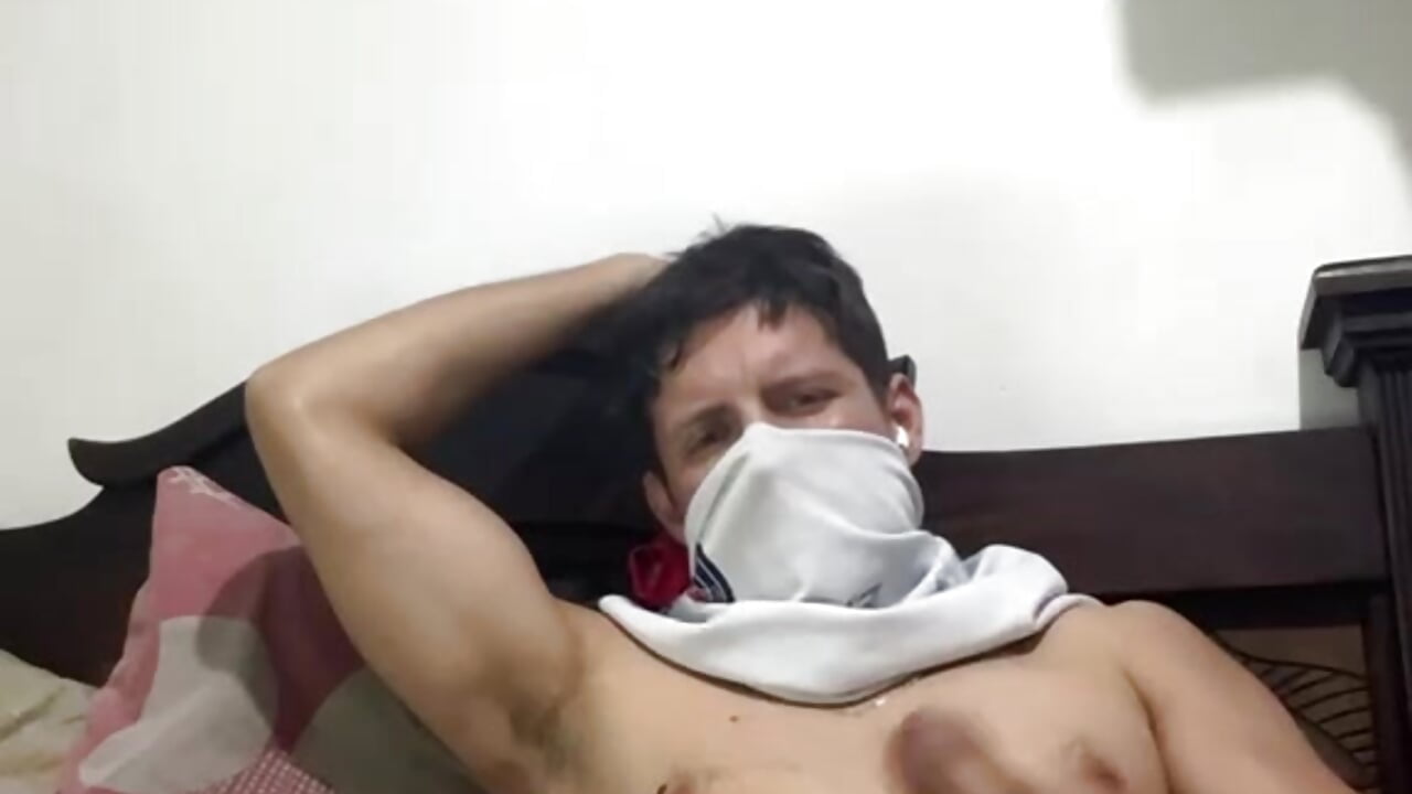Masturbating my big cock 💪🫶💙