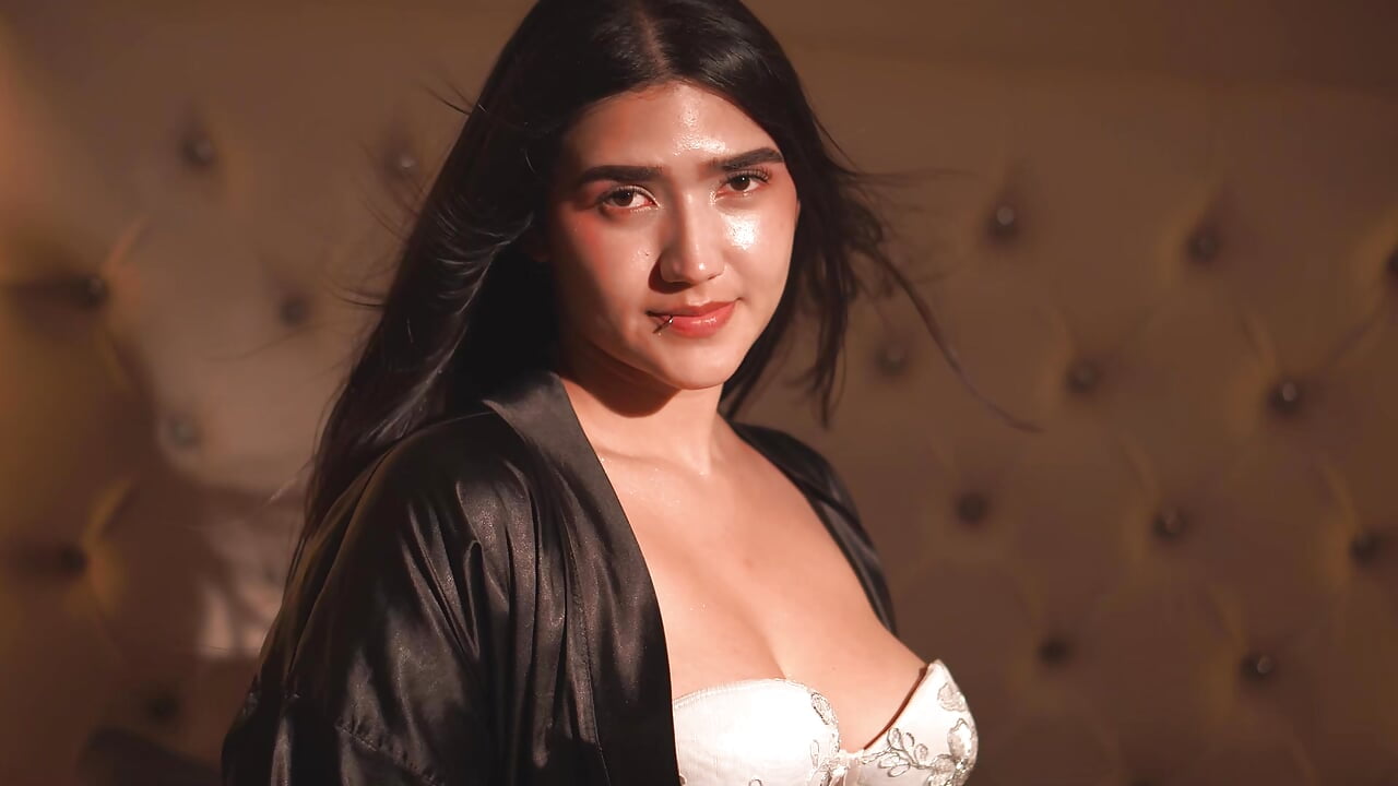 Tifanny Sensual - video của người mẫu cam Tiffanny_Gomez