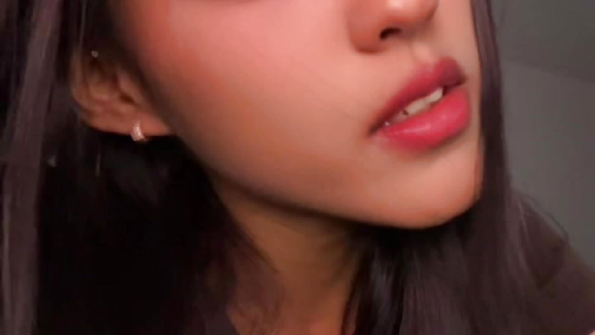 Secy girl petite