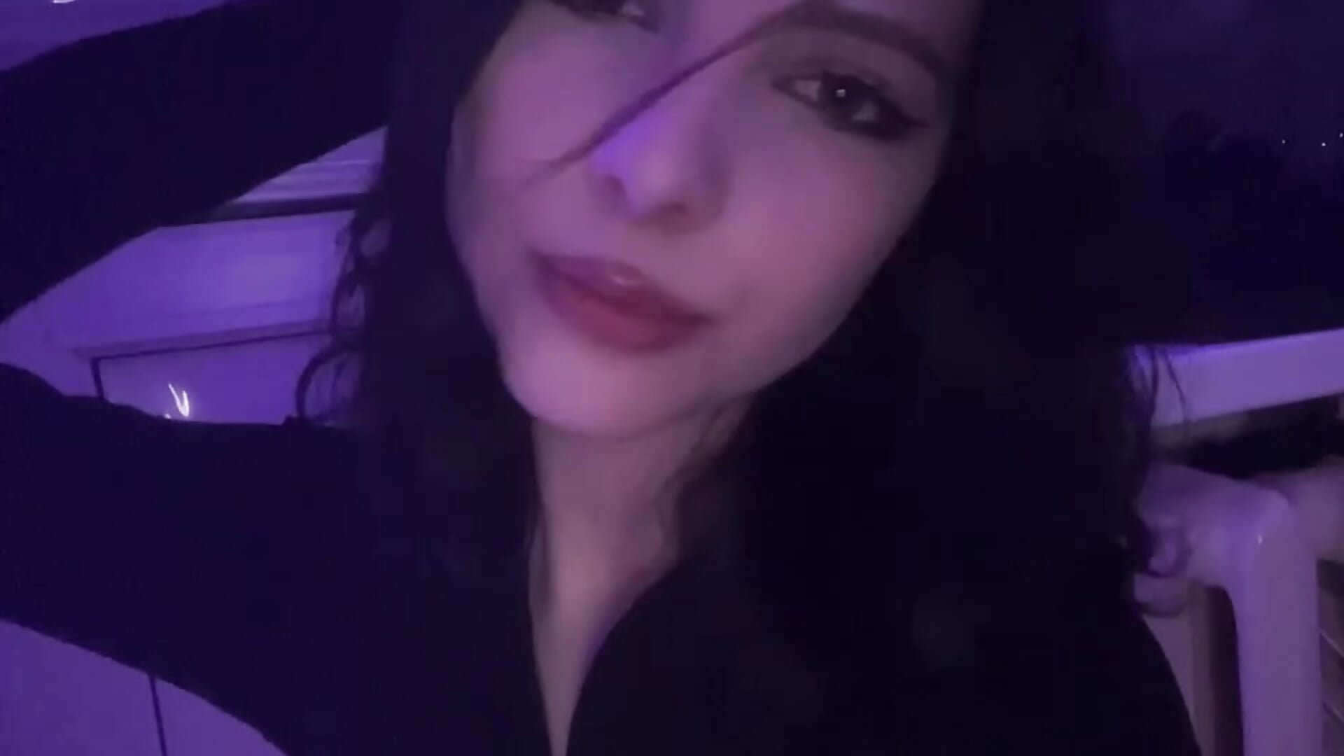 😜😜