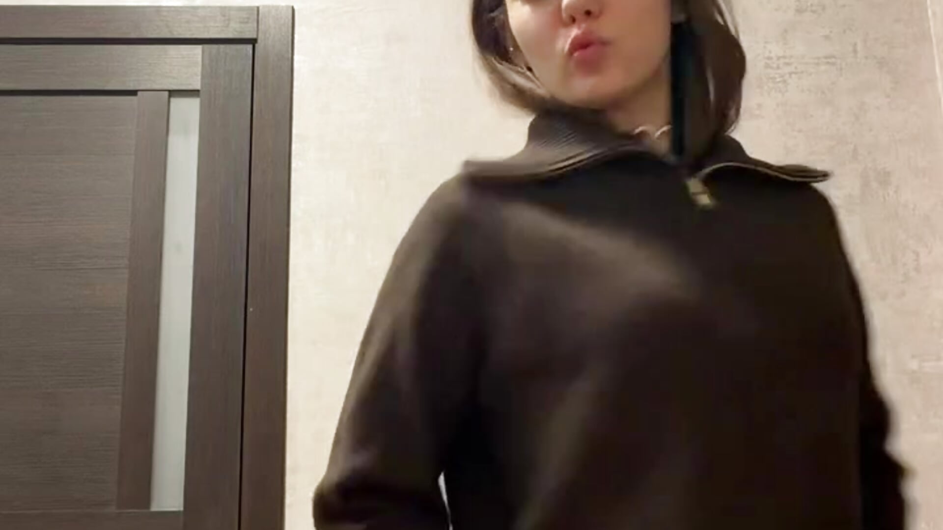 Kitty in my soul <3 - video by PearleKalmen cam model