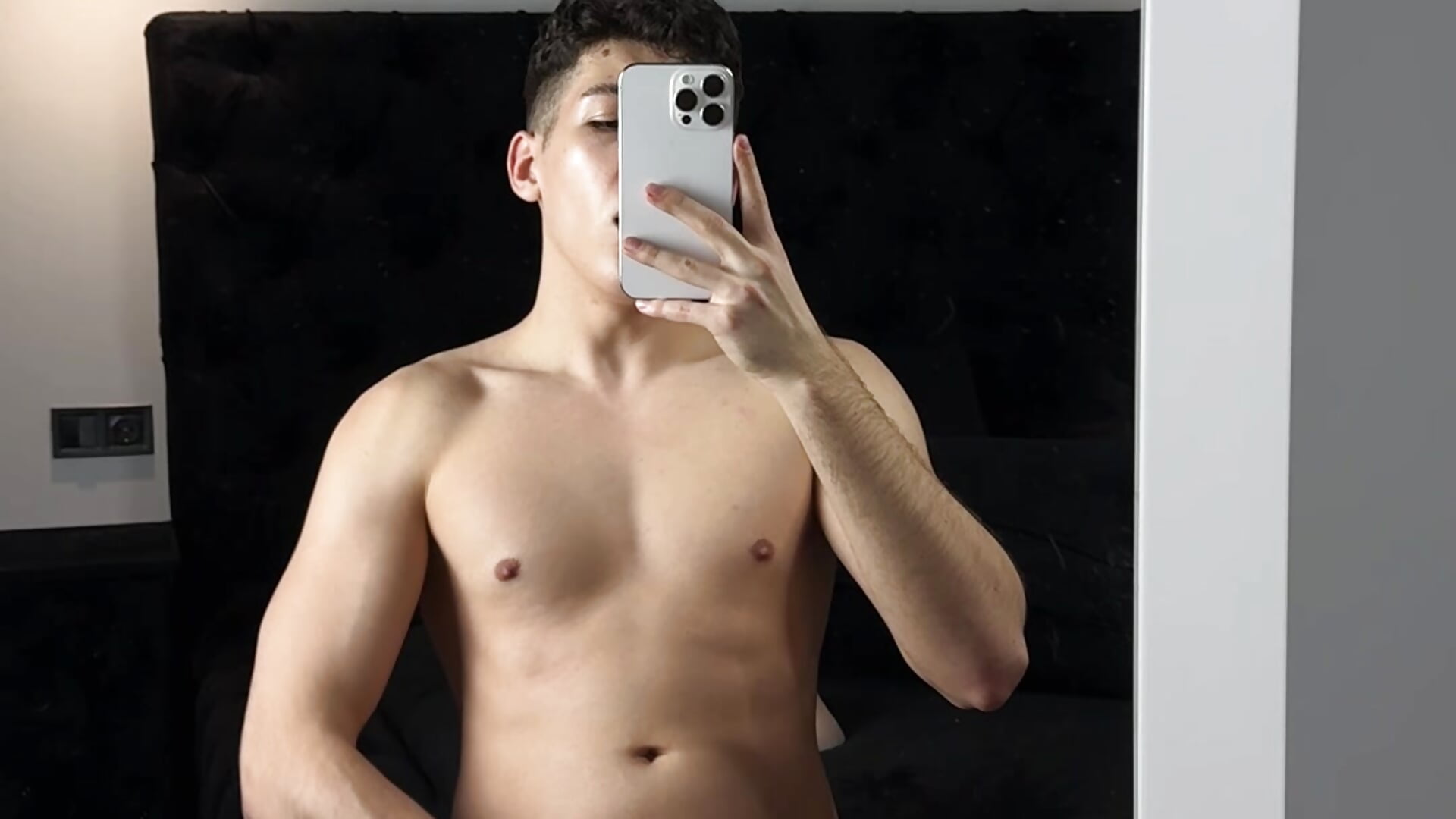 cover the mirror with huge load