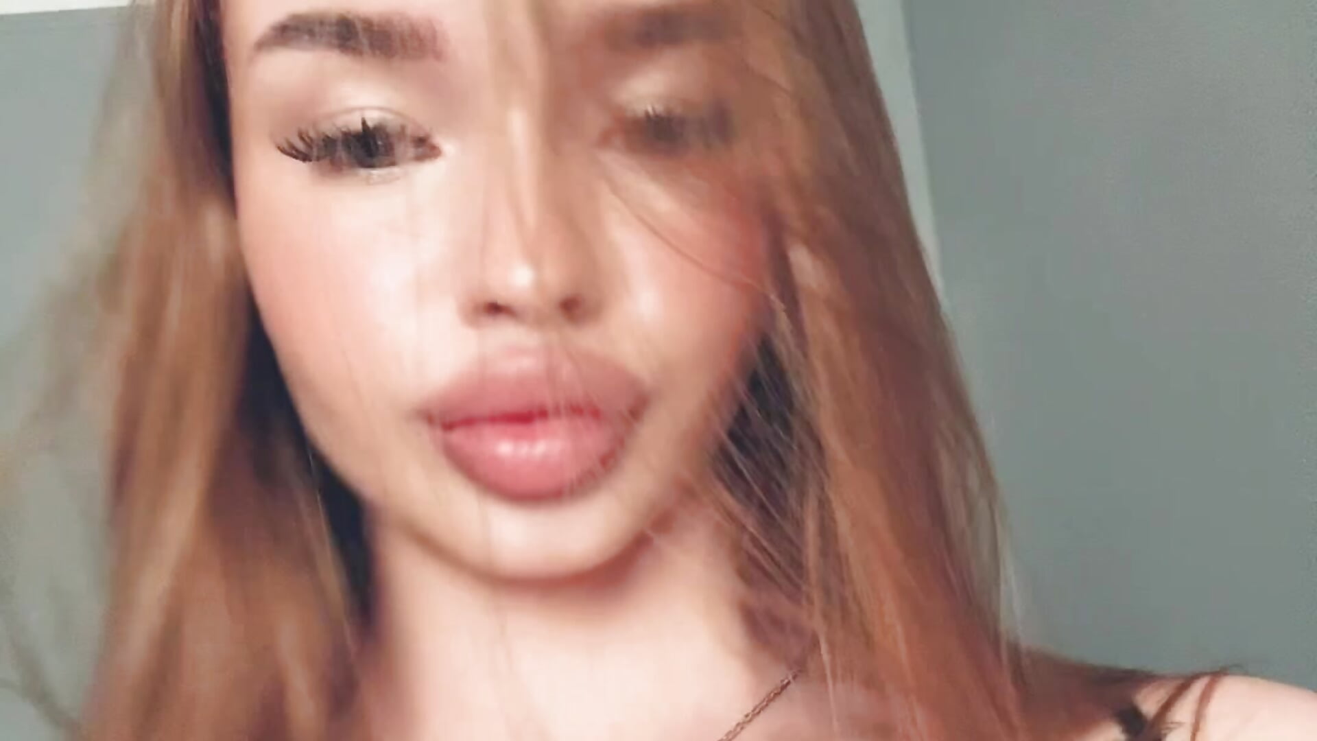 hottiest doll ❤️‍🔥 - فيديو من Milla_Rae موديل الكام