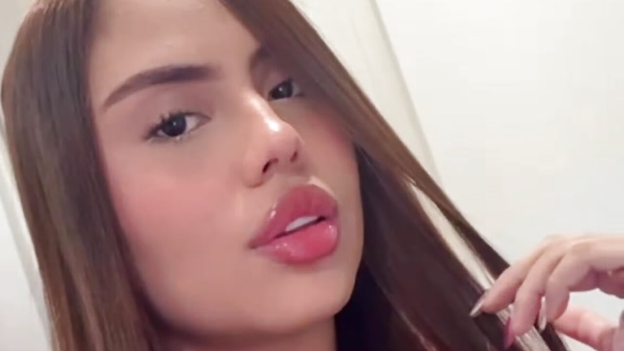 new❤ - video by sweet__mel_ cam model