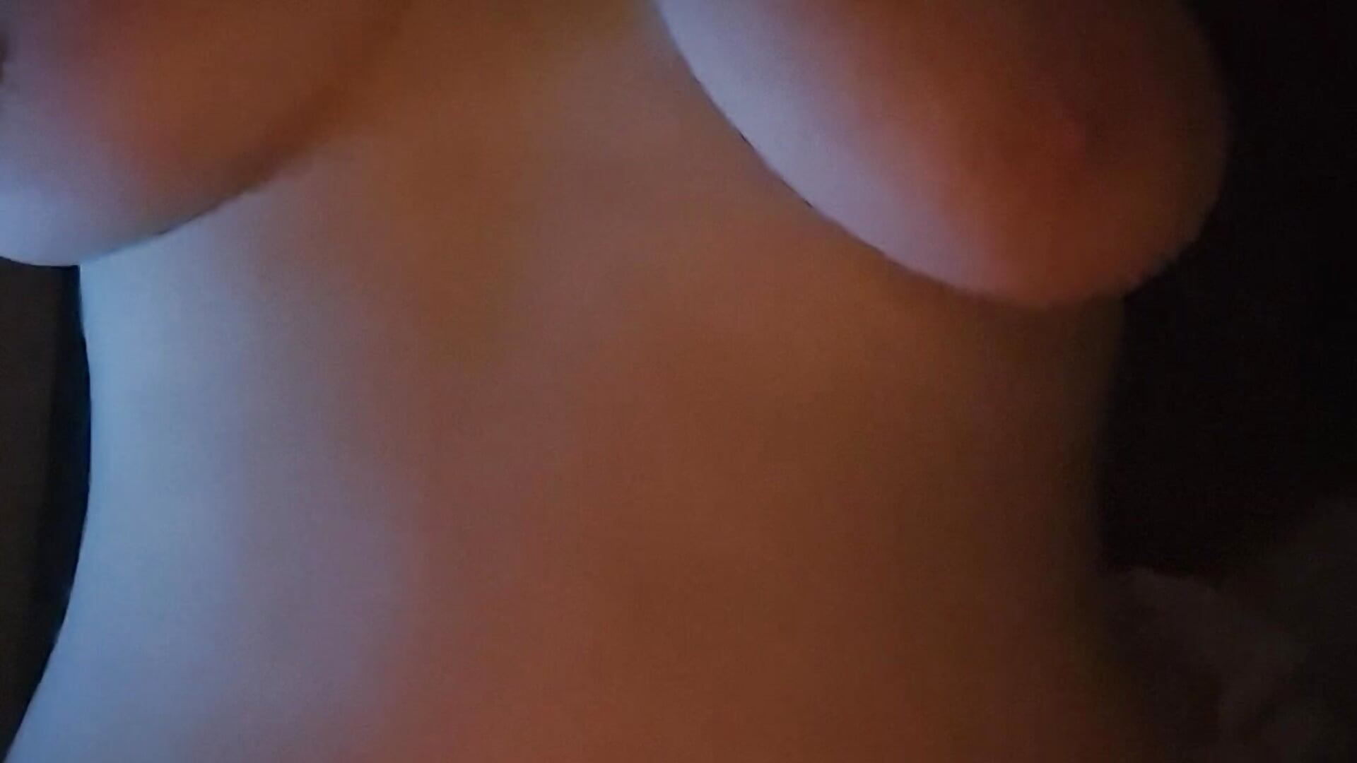 We love boobs 😘 - βίντεο μοντέλου Naughtybutnicedaisy
