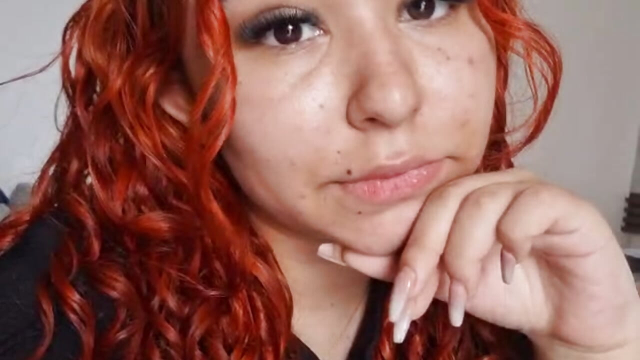hi hi 🧡 – video modela na kameri attenea_cutte