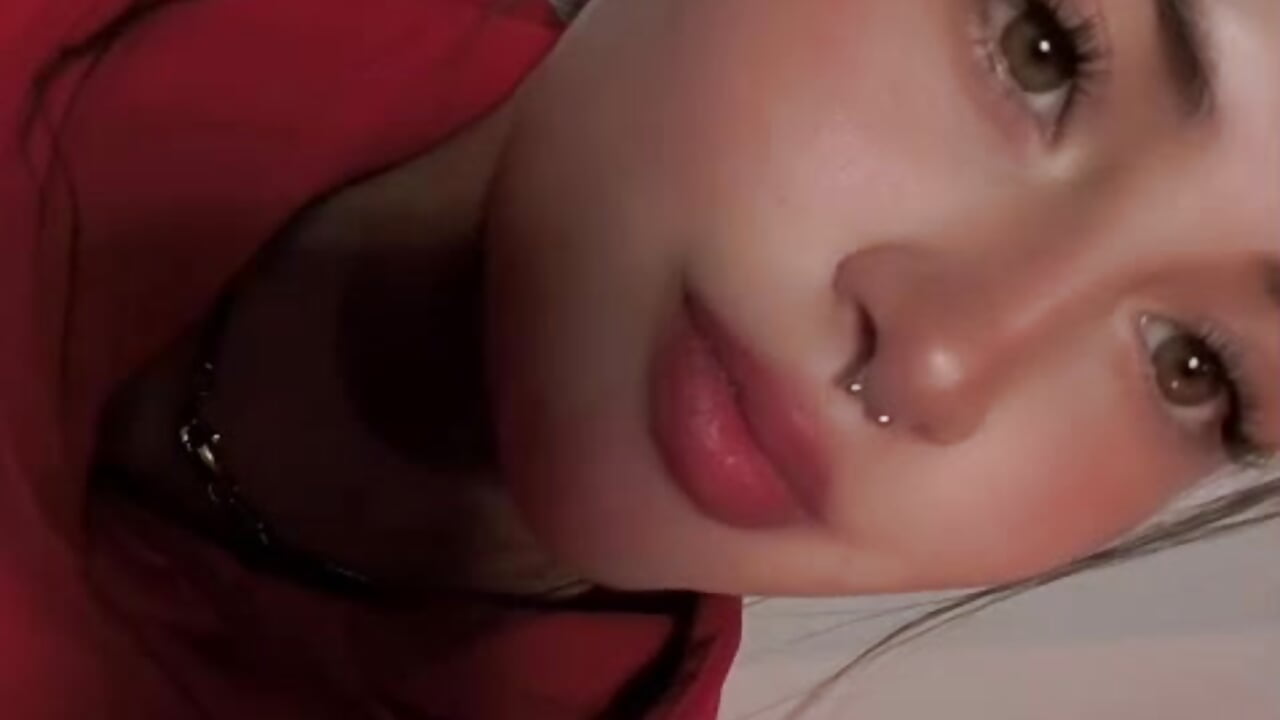Mee!! 🌟 - video by Mile_Evanns cam model