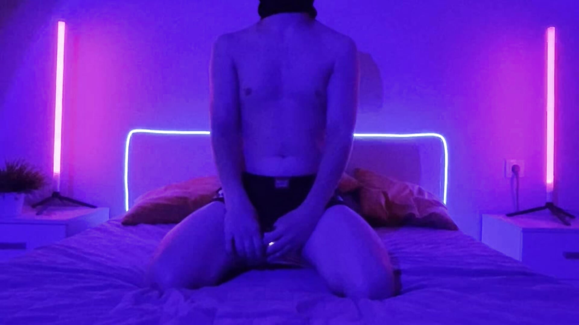 I am - clip cu Kevin__Ross model videochat